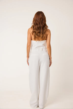 Trijunto Aurora 3 Peças Branco – Colete Frente Única, Blazer e Calça