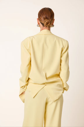 Trijunto Aurora 3 Peças Amarelo Manteiga – Colete Frente Única, Blazer e Calça