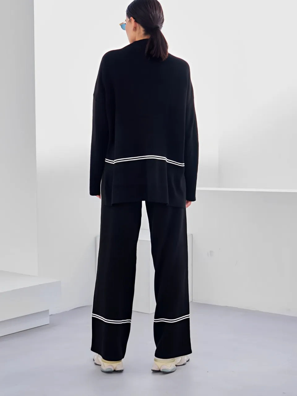 Conjunto Feminino Tricô Kim – Gola Alta Mullet e Calça Cintura Alta