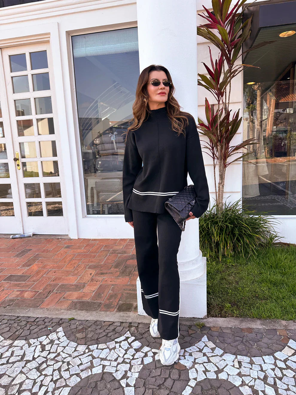 Conjunto Feminino Tricô Kim – Gola Alta Mullet e Calça Cintura Alta